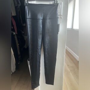 NWT - Beyond Yoga Faux Leather Leggings, size small.